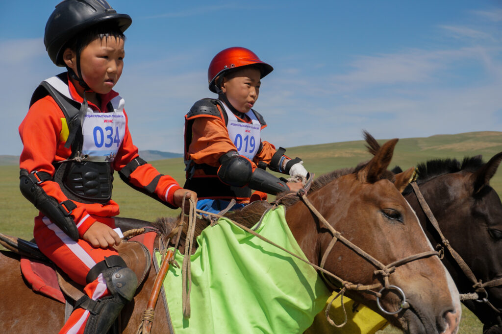 The Connection between Horseback Riding and Horse Racing