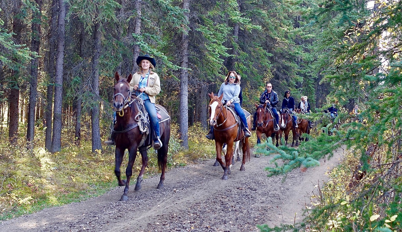 Weekend Horseback Riding Vacations